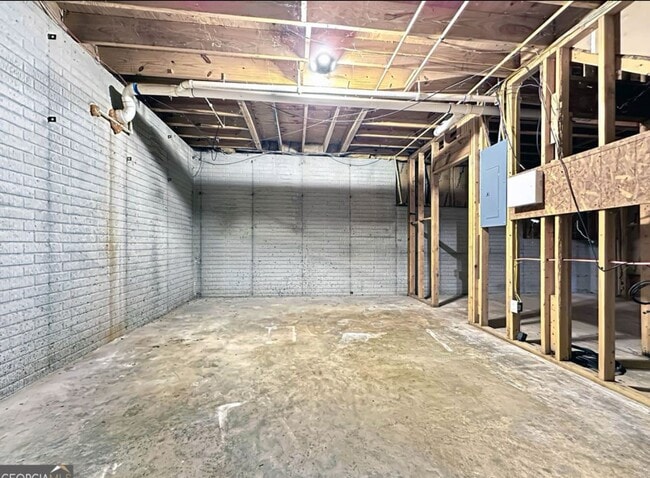Building Photo - 80 Corn Crib Dr