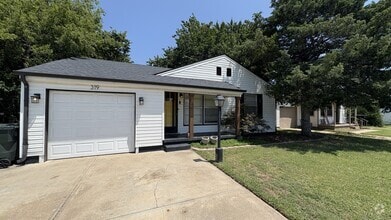 Building Photo - 319 Draper Dr