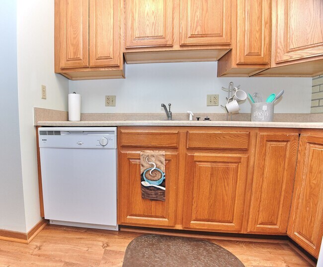 Foto del edificio - Pineview Apartments - Morgantown, WV