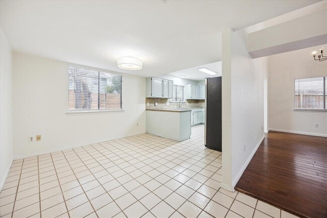 Foto del edificio - 13004 Sinton Ln