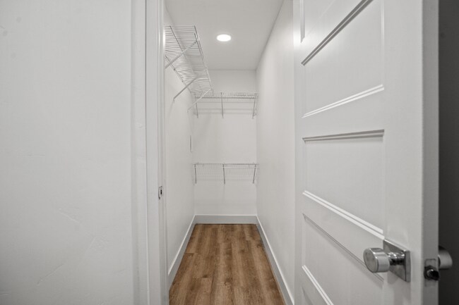 Foto del edificio - 967 W Coral Charm Wy