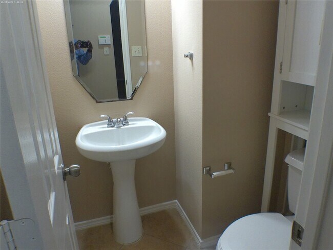 Foto del edificio - 20207 Emerald Cliff Ln