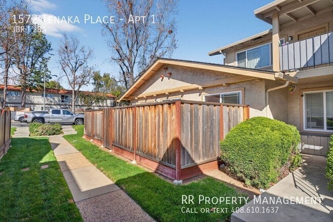 Building Photo - 1572 Tenaka Pl