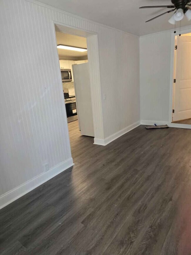 Foto del edificio - 228 Varnes Ln