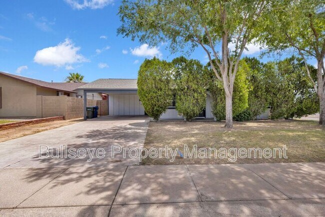 Foto del edificio - 13811 N 37th Way