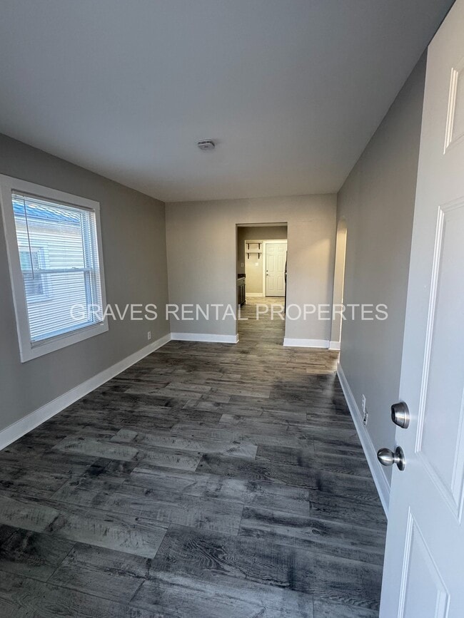 Photo - 1102 Oleanda Ave House