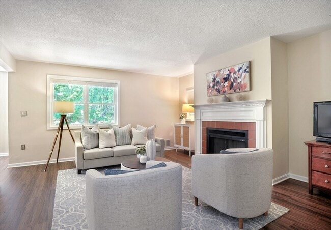 Building Photo - 3705 Tuckers Ln