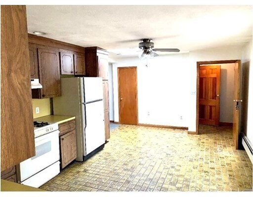 Foto del edificio - 172 Pleasant St