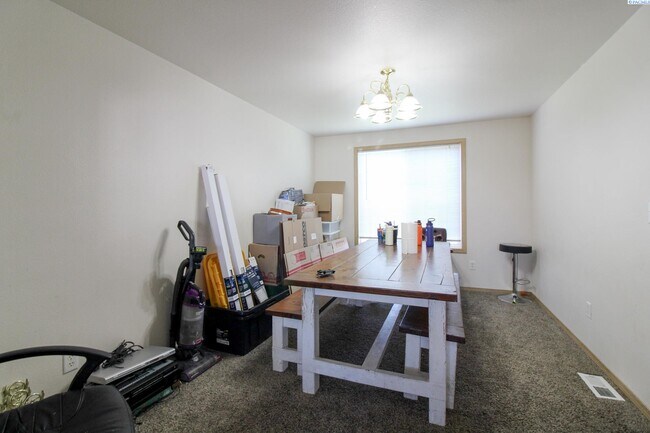 Foto del edificio - 4 Bed/2.5 Bath House in West Pasco