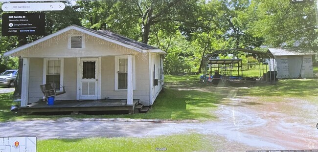 Building Photo - 607 Gamble St