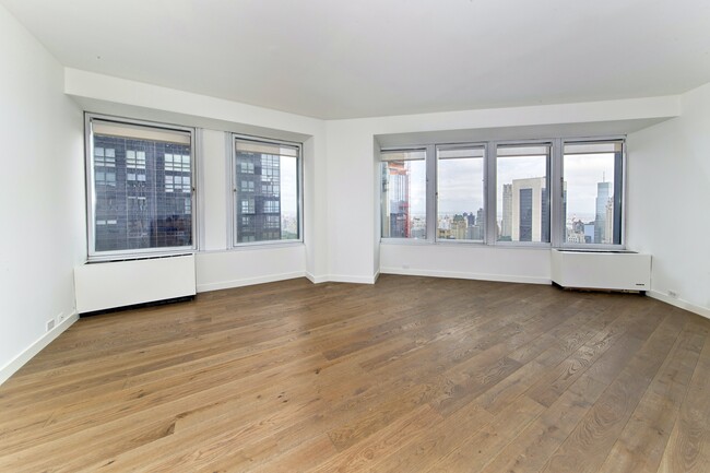 Foto del edificio - NO FEE! PANORAMIC VIEWS 2BR, 2B