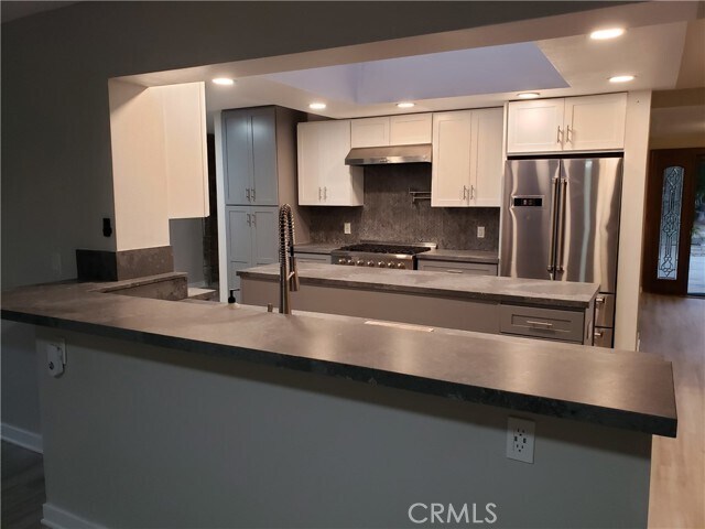 Foto del edificio - 24662 La Plata Dr