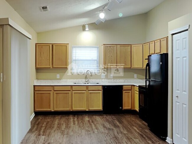 Foto del edificio - 7621 Firewalker Lane