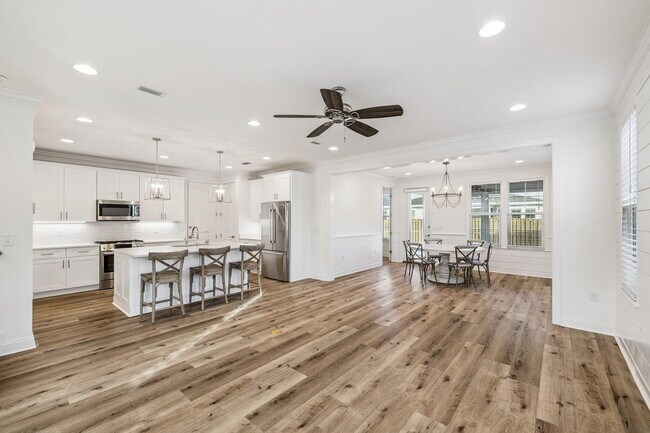 Foto del edificio - 250 Windrow Way