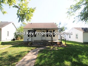 Building Photo - 3912 E Lynn St