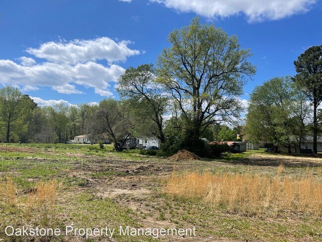 Building Photo - 2 br, 1 bath House - 3180 Darbytown Rd.