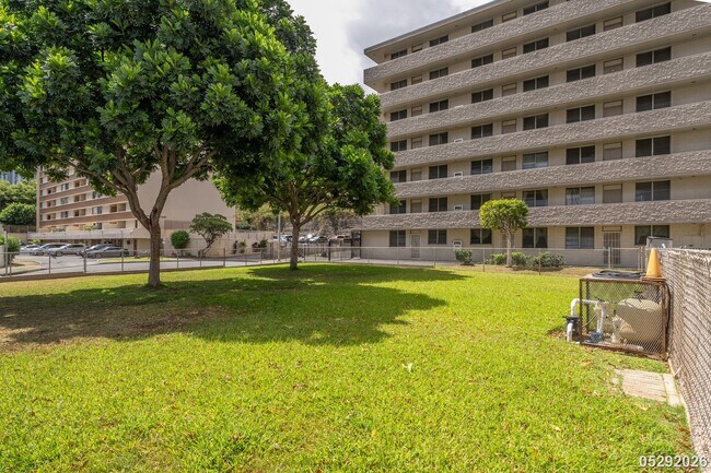 Foto del edificio - 3121 Ala Ilima St