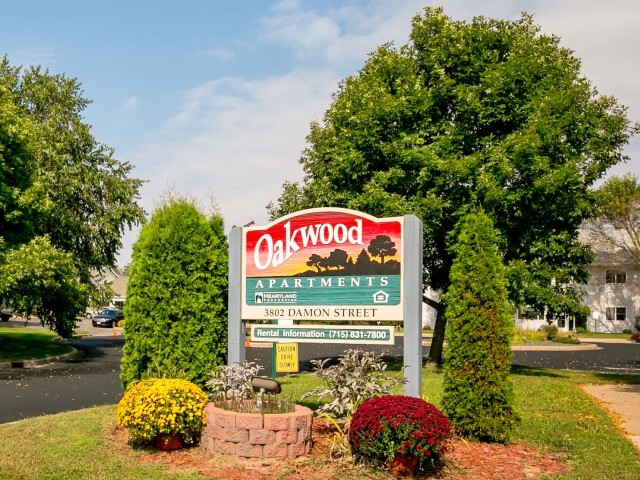 Foto del edificio - Eau Claire Oakwood Homes