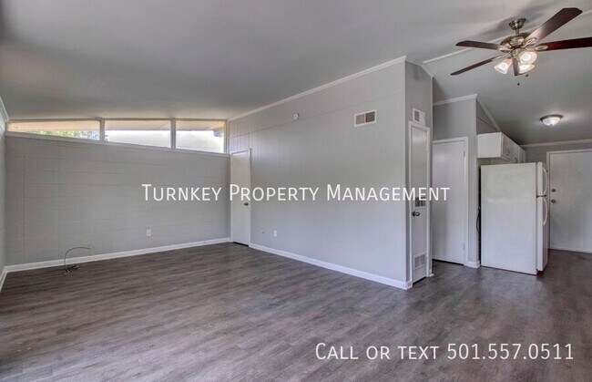 Foto del edificio - 4700 Lynn Ln