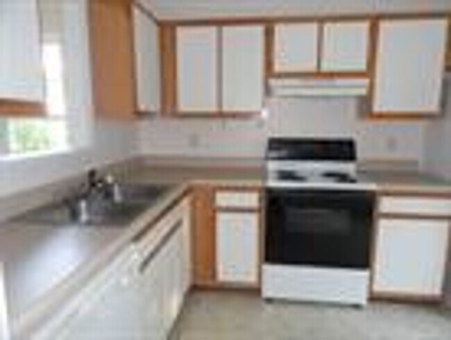 Foto del edificio - Wonderful 2 Bedroom, 2 Bath Home-414 Winne...