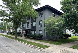 Building Photo - 7200 Adams St