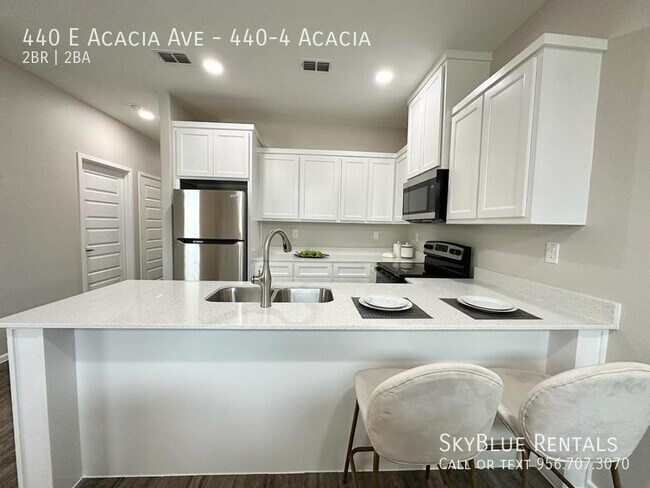 Building Photo - 440 Acacia LD MGT, 440-4 Acacia