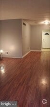 Building Photo - 40 Rose Ln