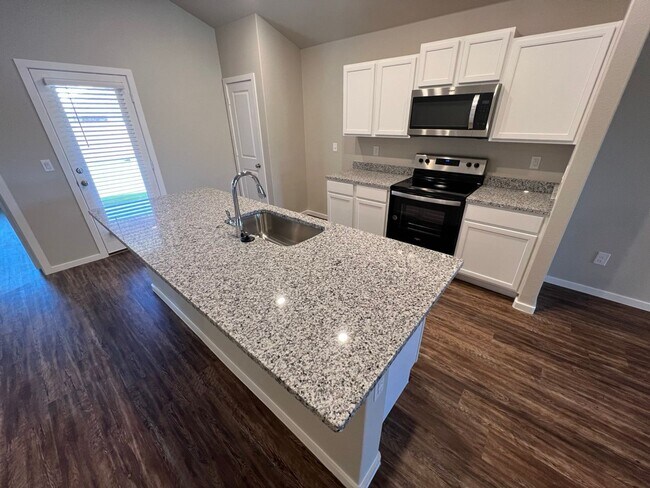 Building Photo - 3 Bedroom 2 Bath home coming available in ...