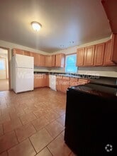 Building Photo - 524 N Johnson St
