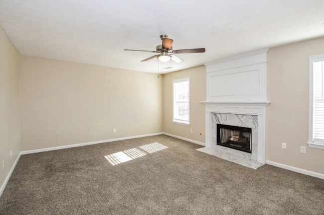 Building Photo - 2291 Grand Jct