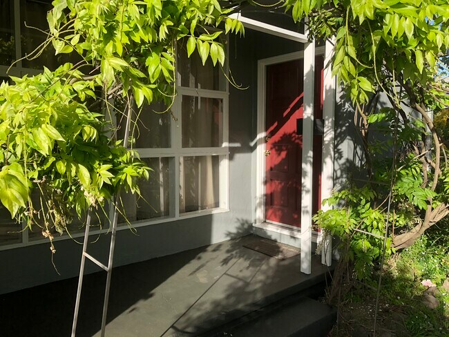 Foto del edificio - 125 edith st