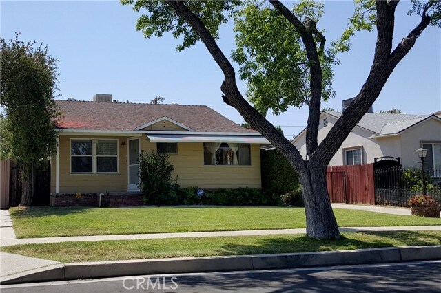Primary Photo - 5117 Hesperia Ave