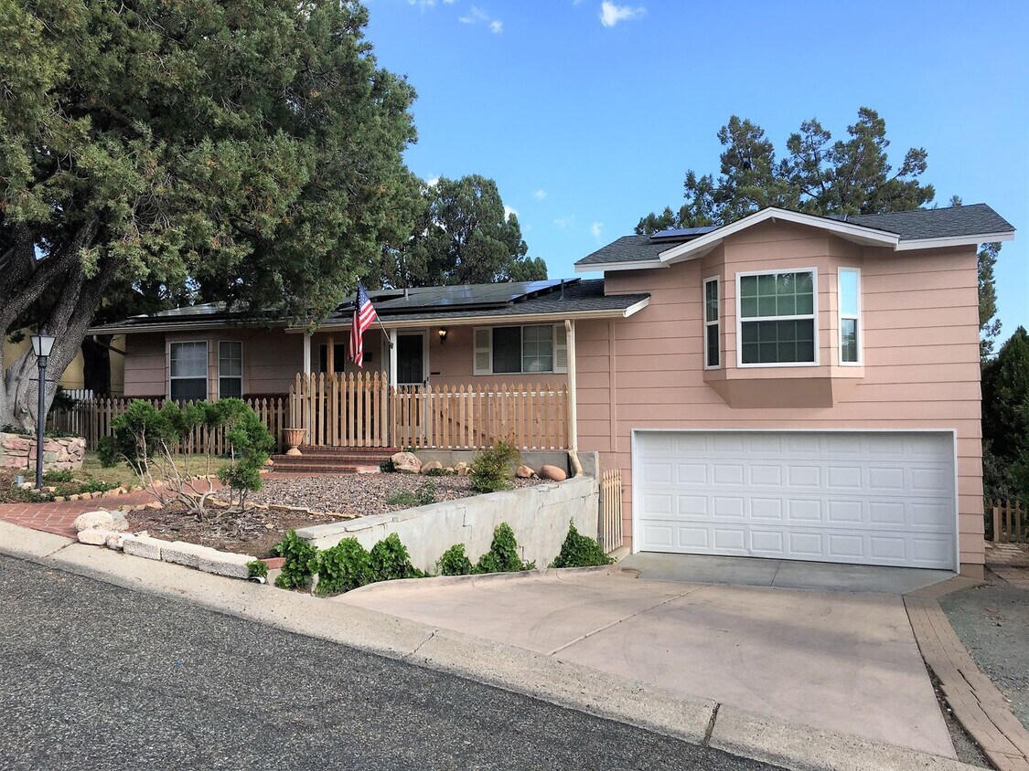 Foto principal - 629 Morrell Blvd