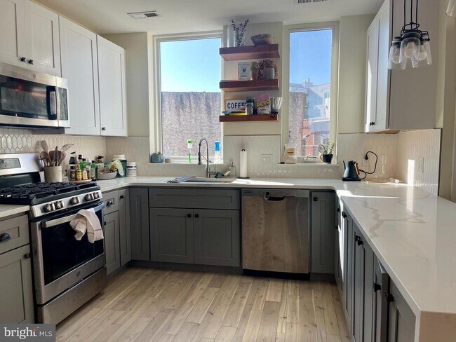 Foto del edificio - 2547 Grays Ferry Ave