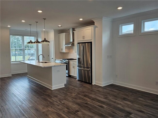Building Photo - 500 Healy Dr