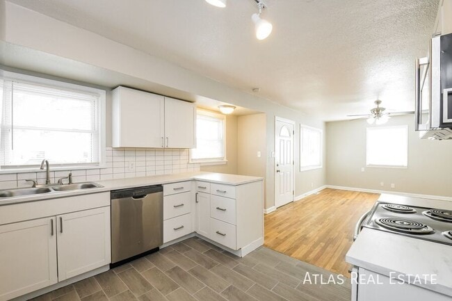 Foto del edificio - 1131 Geneva St