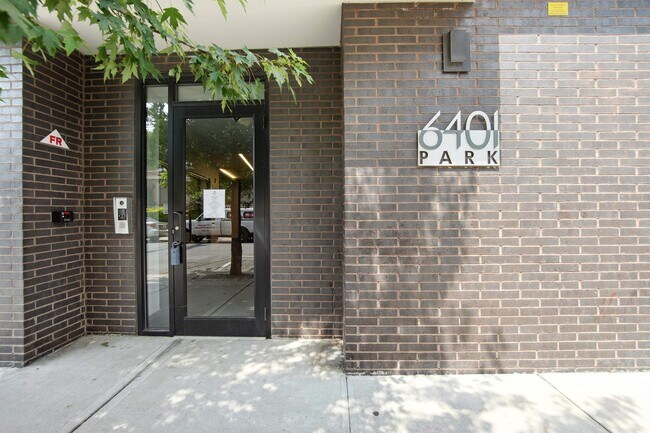 Foto del edificio - 6401 Park Ave