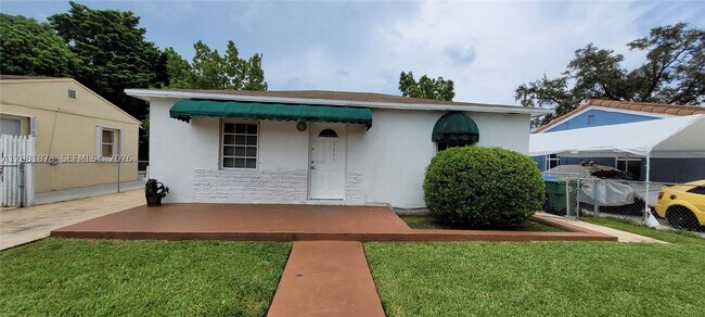 Foto del edificio - 3641 NW 15th St