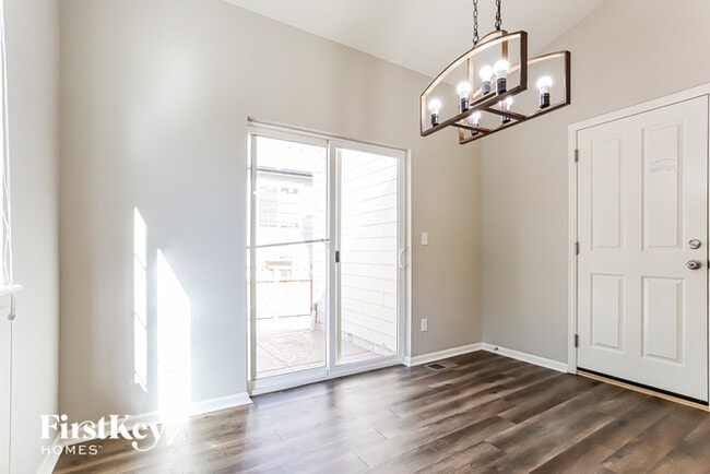 Building Photo - 3160 Black Canyon Way