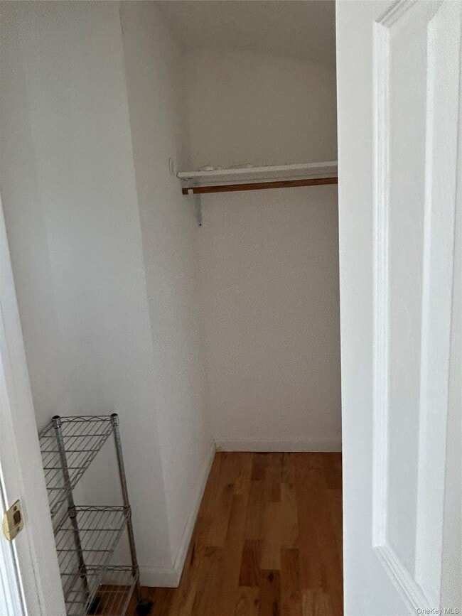 Building Photo - 631 W Market St