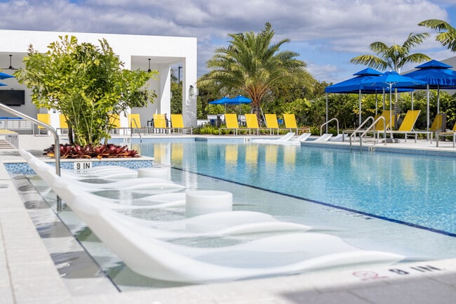 Building Photo - Vibe Residences