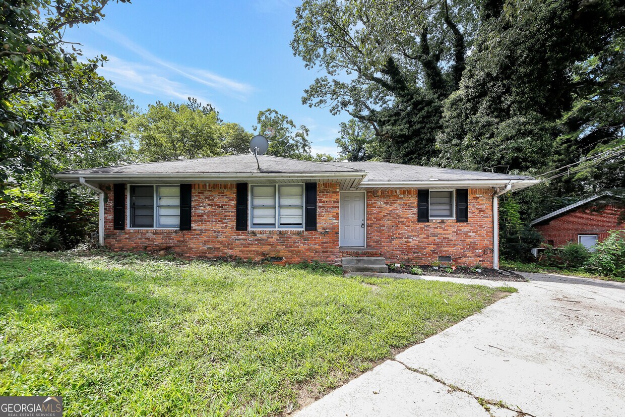 Primary Photo - 2745 Dearwood Dr SW