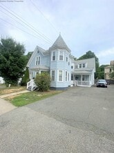 Building Photo - 51 Reed St