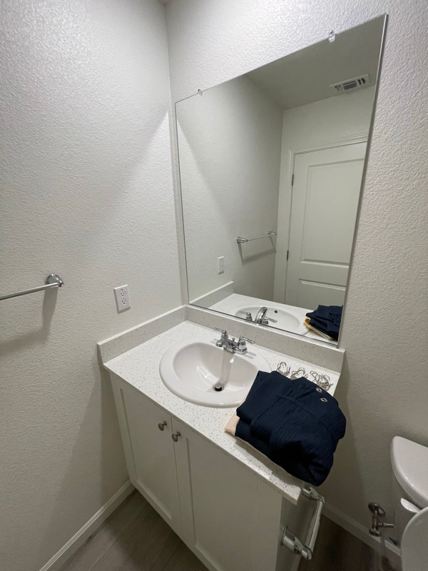 Foto del edificio - 2469 Cellar St