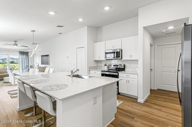 Foto del edificio - 1377 Colebrook Cir SW