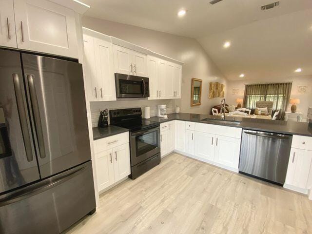 Building Photo - 13065 Albright Ct
