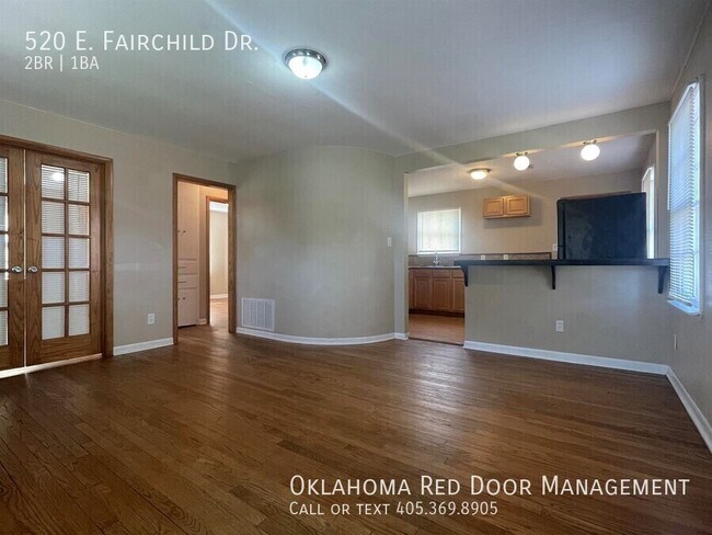 Foto del edificio - 520 E Fairchild Dr
