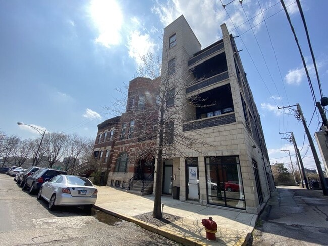 Foto del edificio - 744 N May St