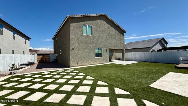 Foto del edificio - 26410 N Thornhill Dr