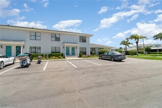 Building Photo - 146 Clyburn Way W